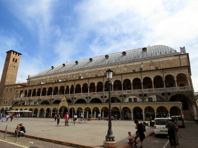 Piazza della Frutta, Padova; veneto